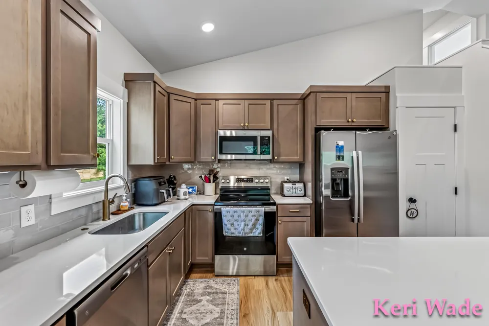 370 Chopin Drive Muskegon Charter Township, MI 49442