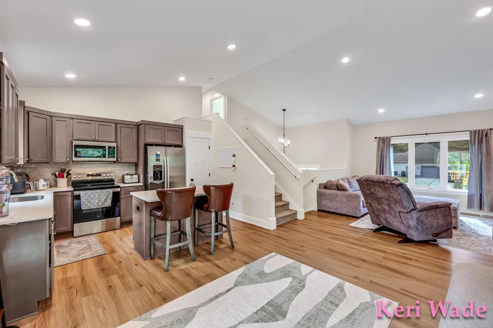 370 Chopin Drive Muskegon Charter Township, MI 49442