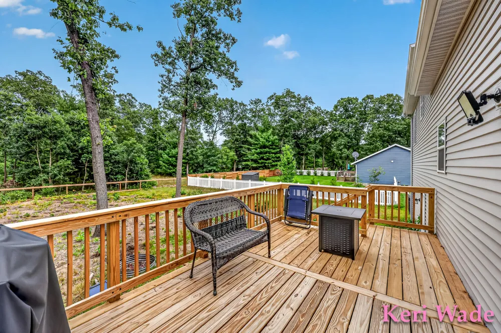 370 Chopin Drive Muskegon Charter Township, MI 49442
