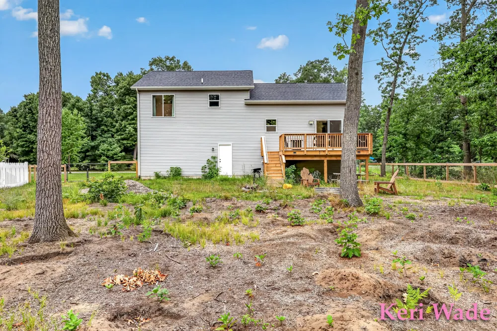 370 Chopin Drive Muskegon Charter Township, MI 49442