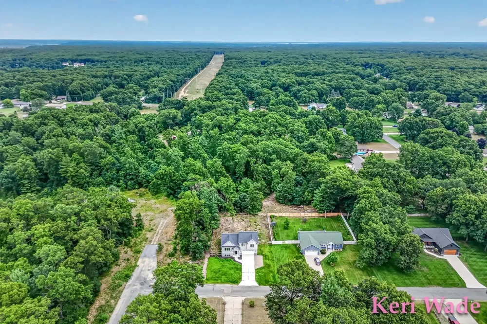 370 Chopin Drive Muskegon Charter Township, MI 49442