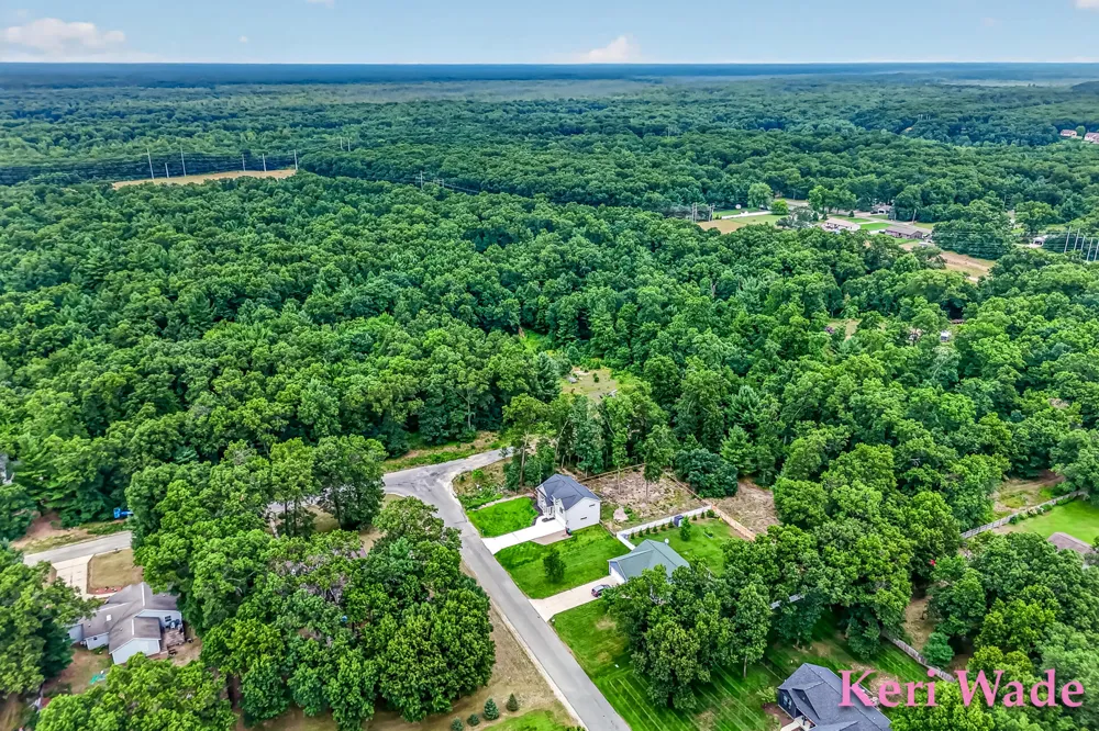 370 Chopin Drive Muskegon Charter Township, MI 49442