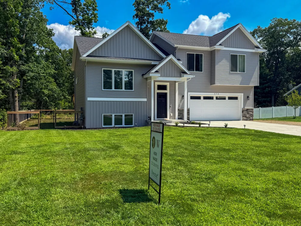 370 Chopin Drive Muskegon Charter Township, MI 49442