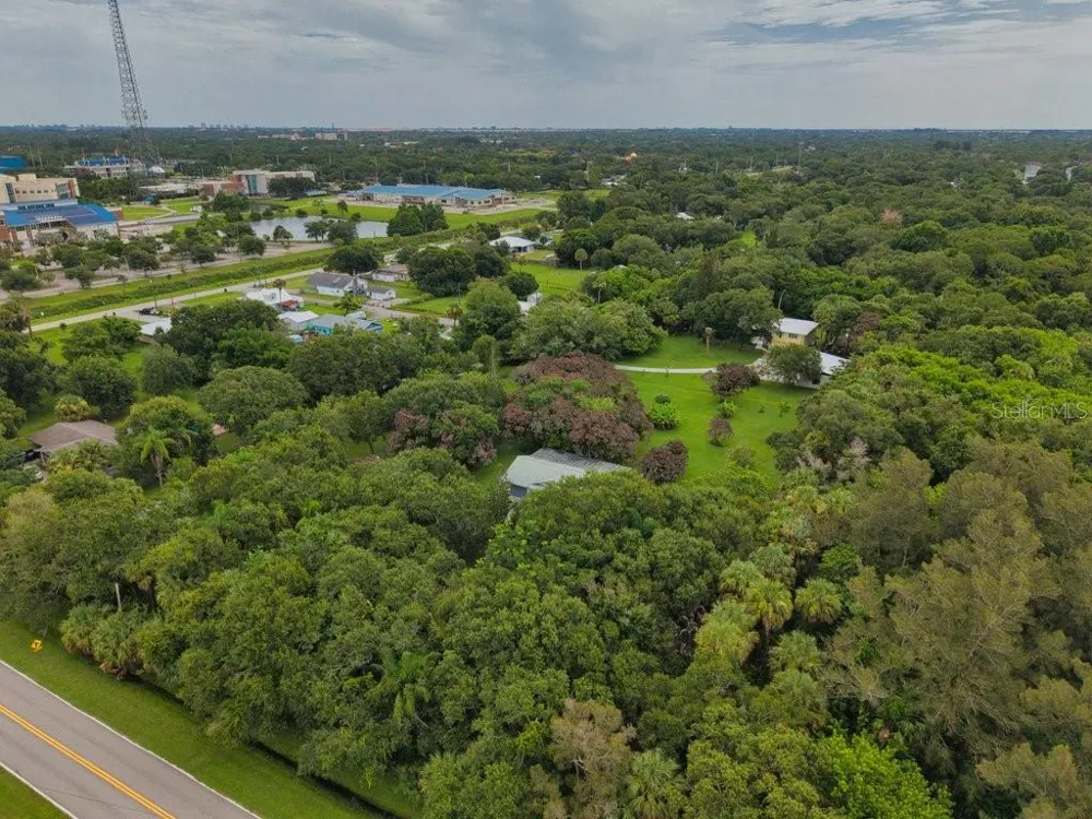 711 S 21ST STREET Fort Pierce, FL 34950