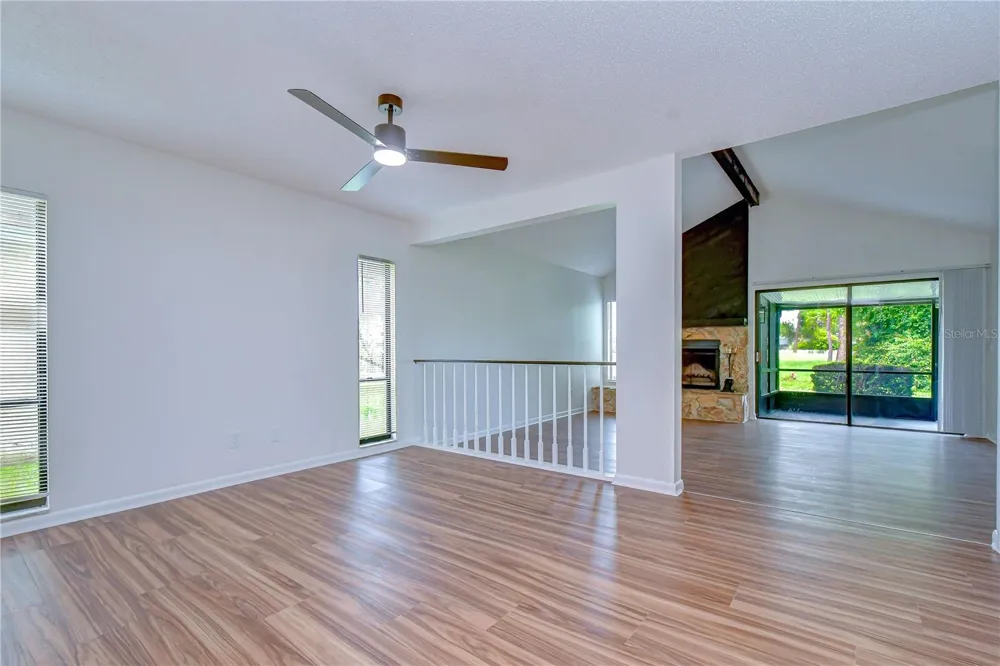 16131 GARDENDALE DRIVE Tampa, FL 33624