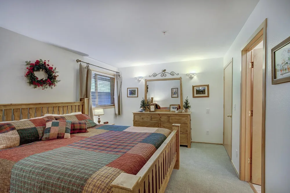 10000 Ryan Gulch Road #115 Silverthorne, CO 80498