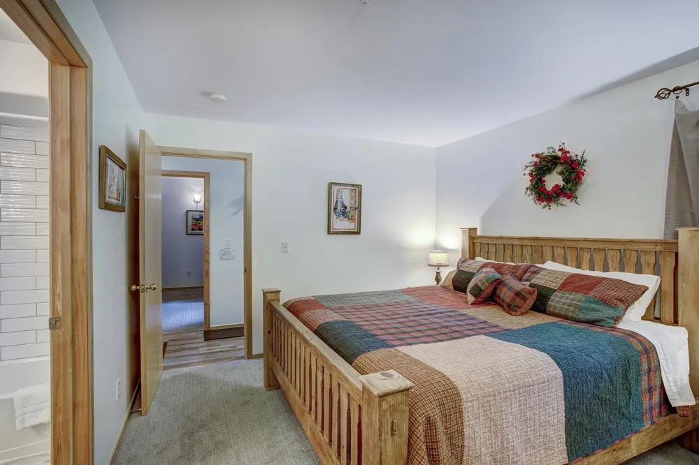 10000 Ryan Gulch Road #115 Silverthorne, CO 80498