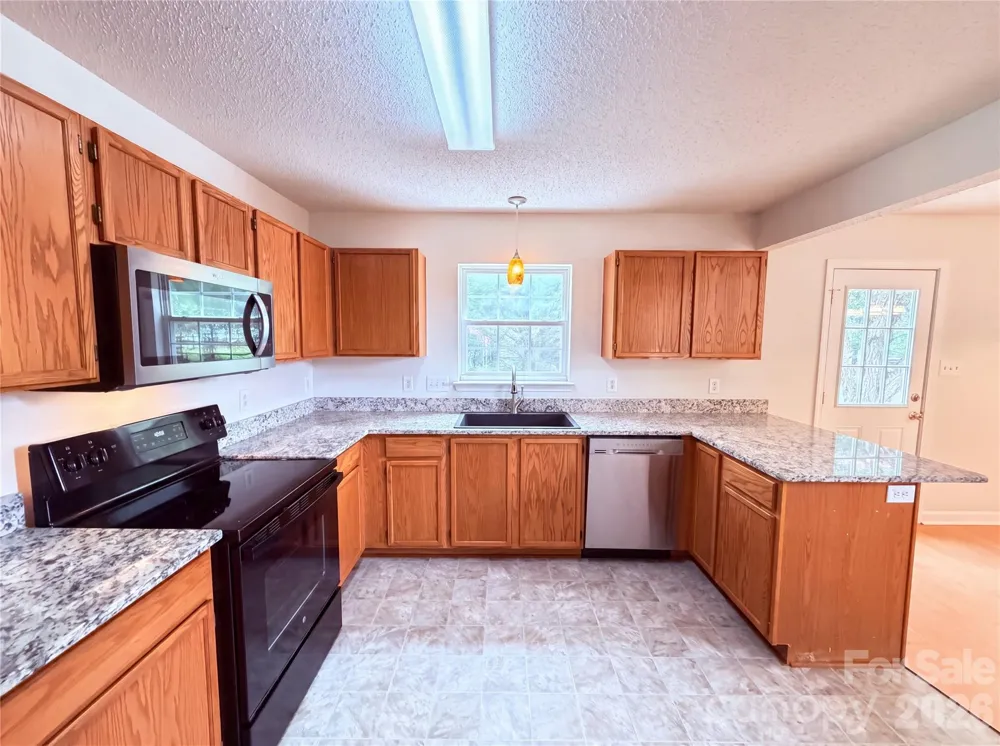 2916 Rosemeade Drive Monroe, NC 28110