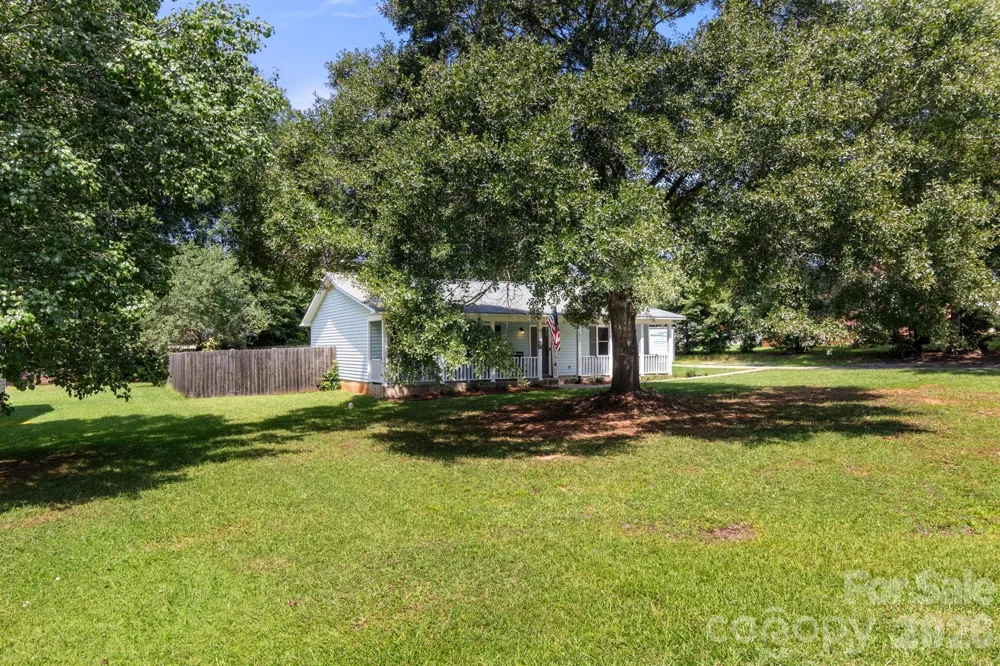 1820 Bridgewood Drive Lancaster, SC 29720