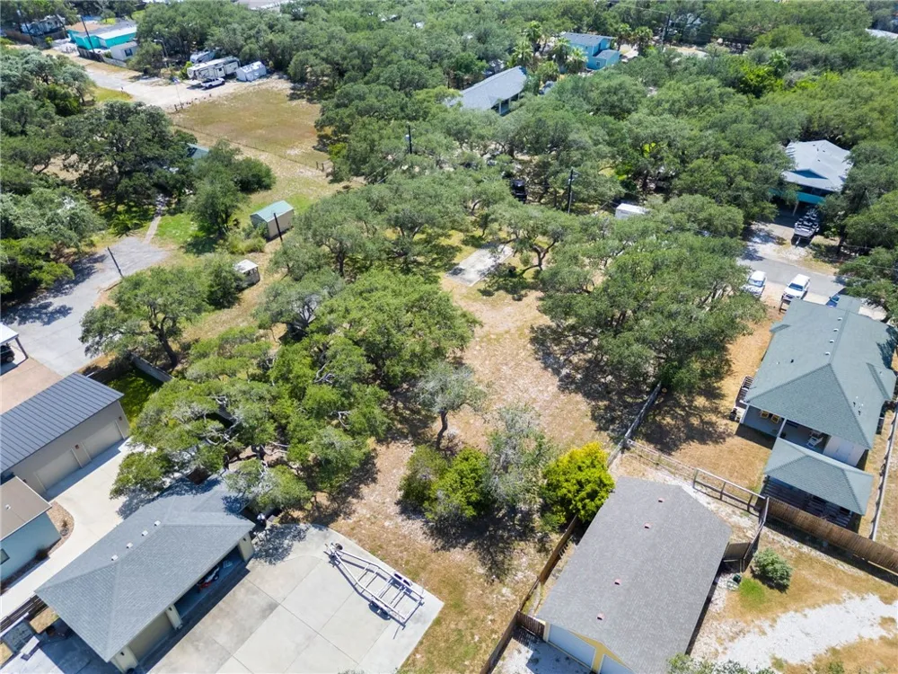 606 4th Street Fulton, TX 78358