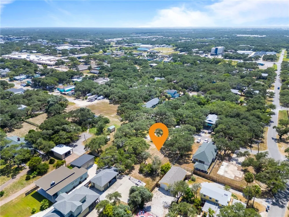 606 4th Street Fulton, TX 78358