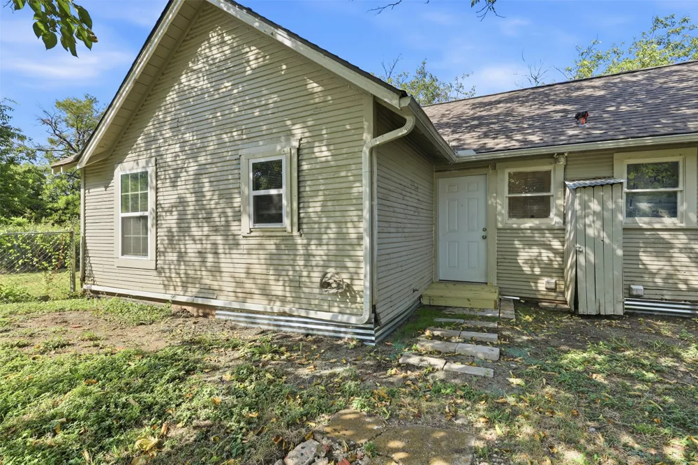 808 Mill Street Itasca, TX 76055