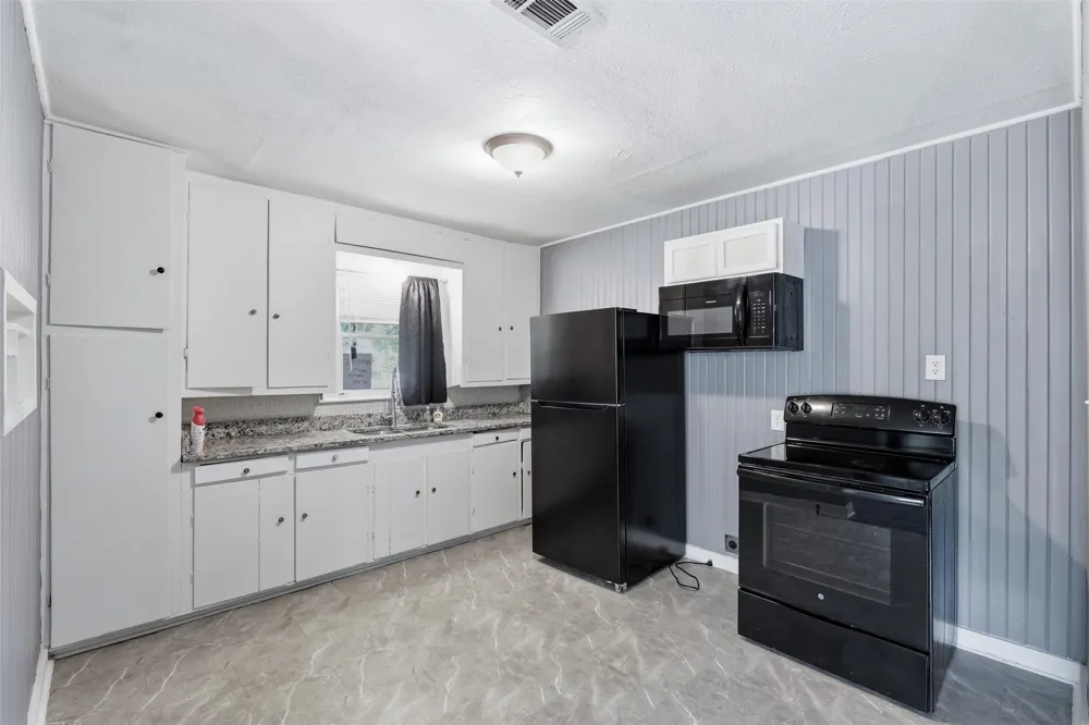 808 Mill Street Itasca, TX 76055