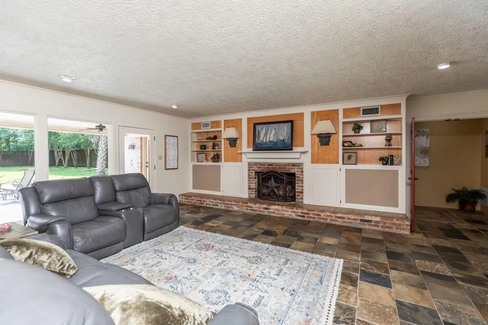 1280 Cherokee Lane Beaumont, TX 77702