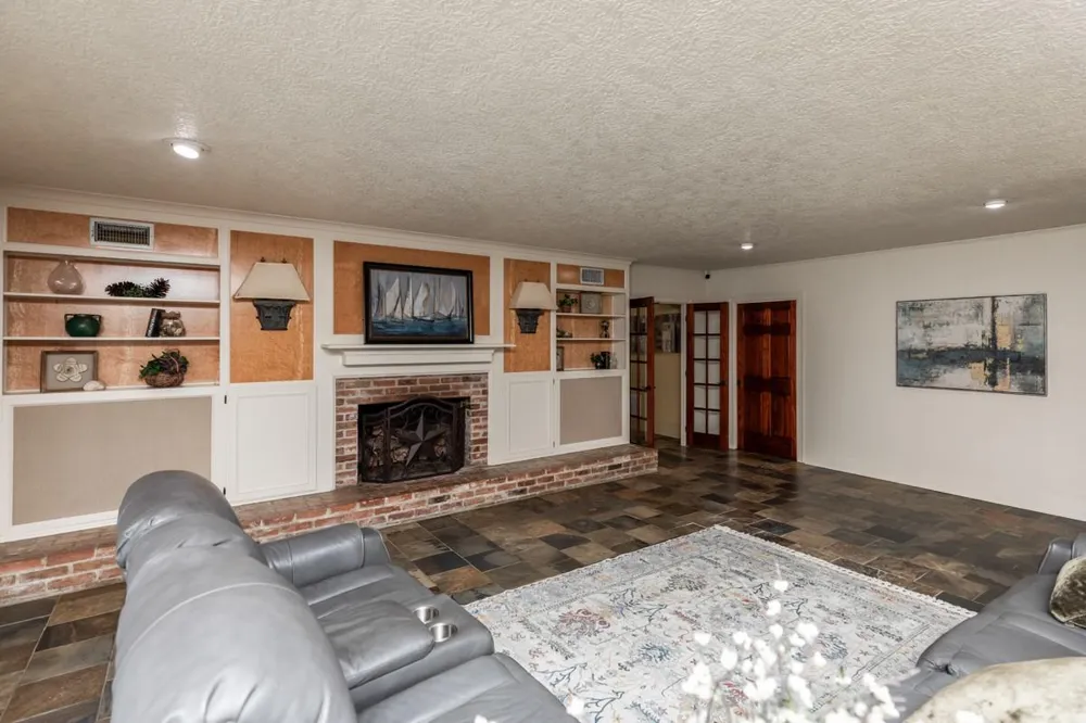 1280 Cherokee Lane Beaumont, TX 77702