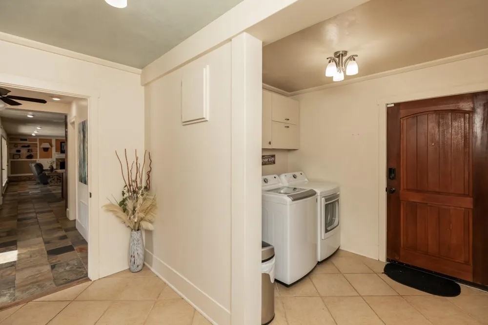 1280 Cherokee Lane Beaumont, TX 77702