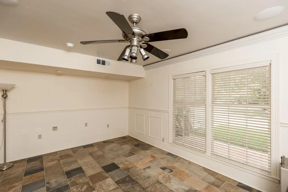 1280 Cherokee Lane Beaumont, TX 77702