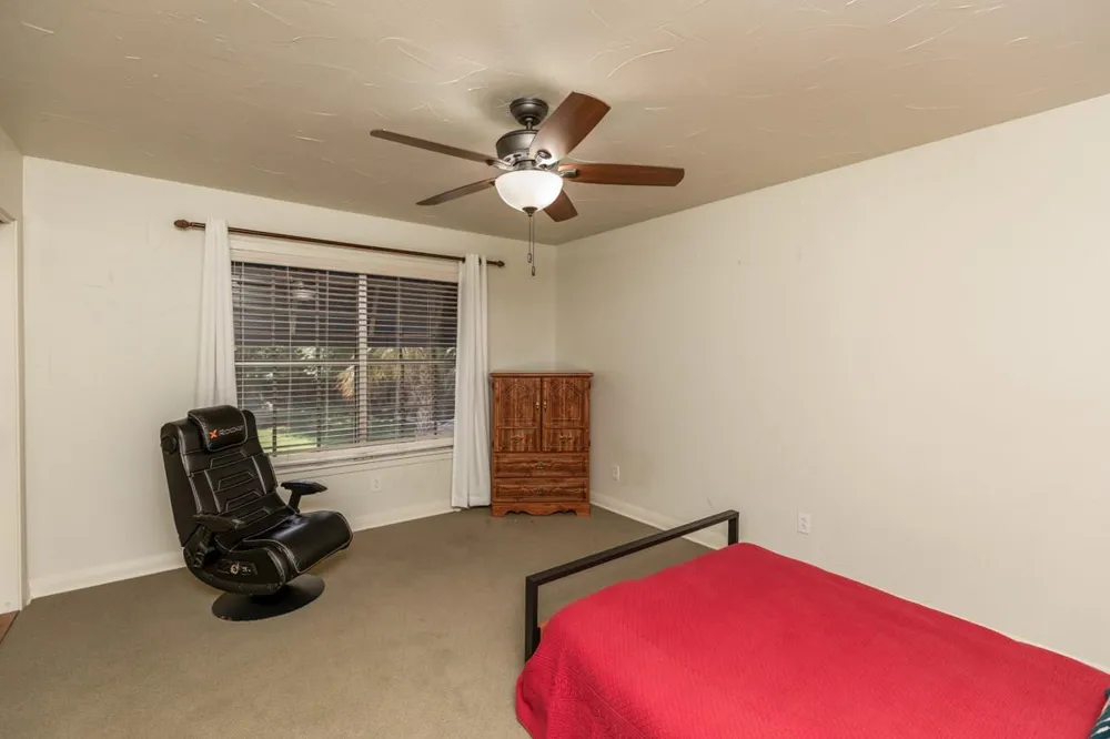 1280 Cherokee Lane Beaumont, TX 77702