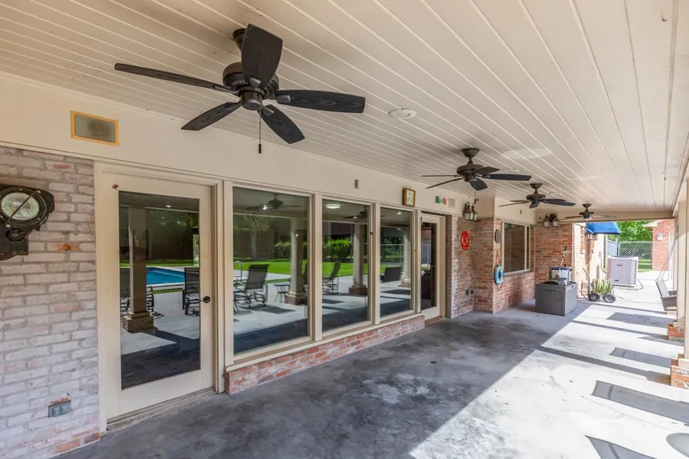1280 Cherokee Lane Beaumont, TX 77702