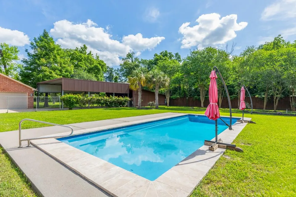 1280 Cherokee Lane Beaumont, TX 77702