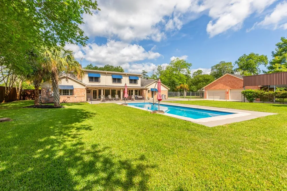 1280 Cherokee Lane Beaumont, TX 77702