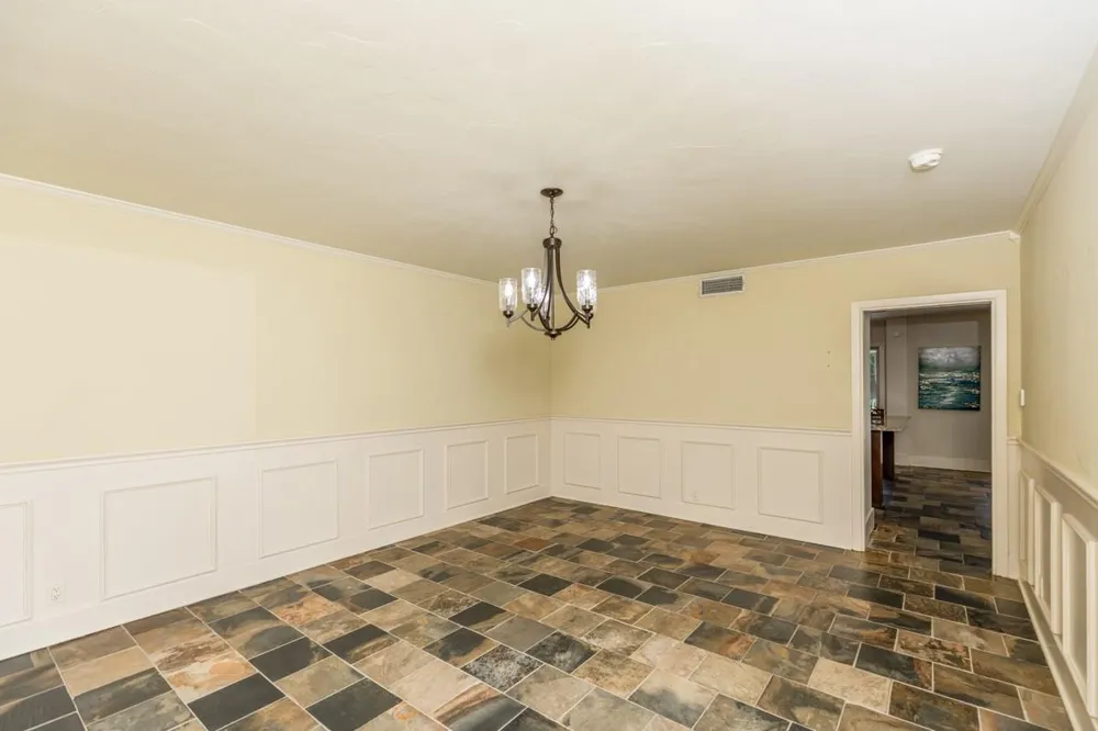 1280 Cherokee Lane Beaumont, TX 77702