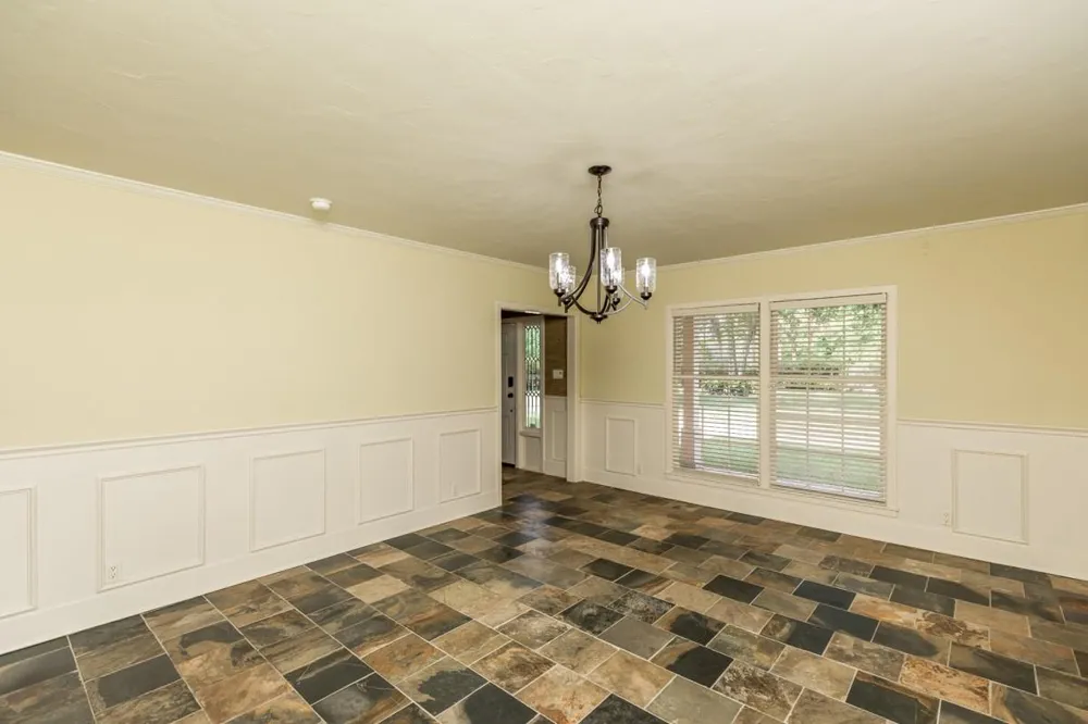 1280 Cherokee Lane Beaumont, TX 77702