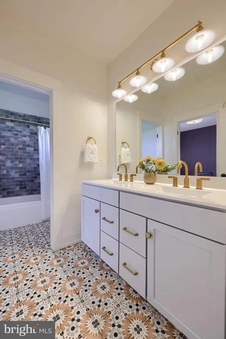 837 WHEATFIELD LANE Lebanon, PA 17042