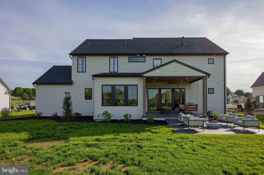 837 WHEATFIELD LANE Lebanon, PA 17042