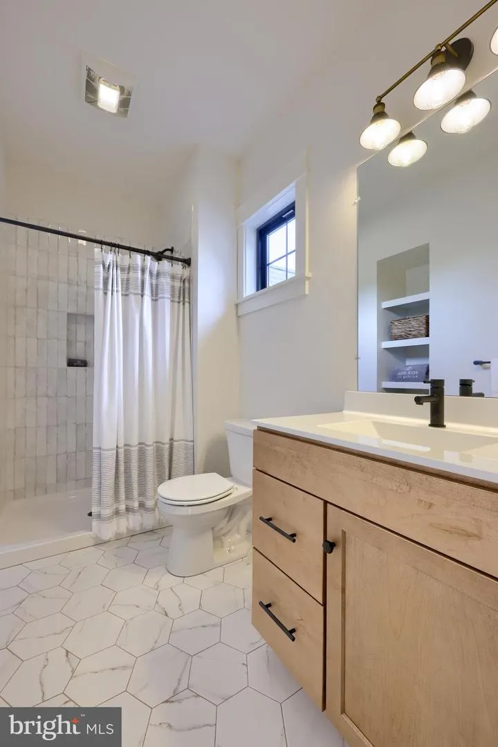 837 WHEATFIELD LANE Lebanon, PA 17042