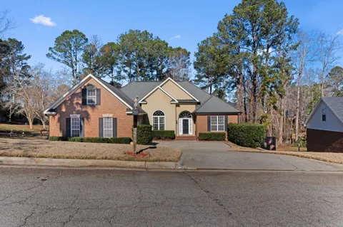 1217 Oakton Trail