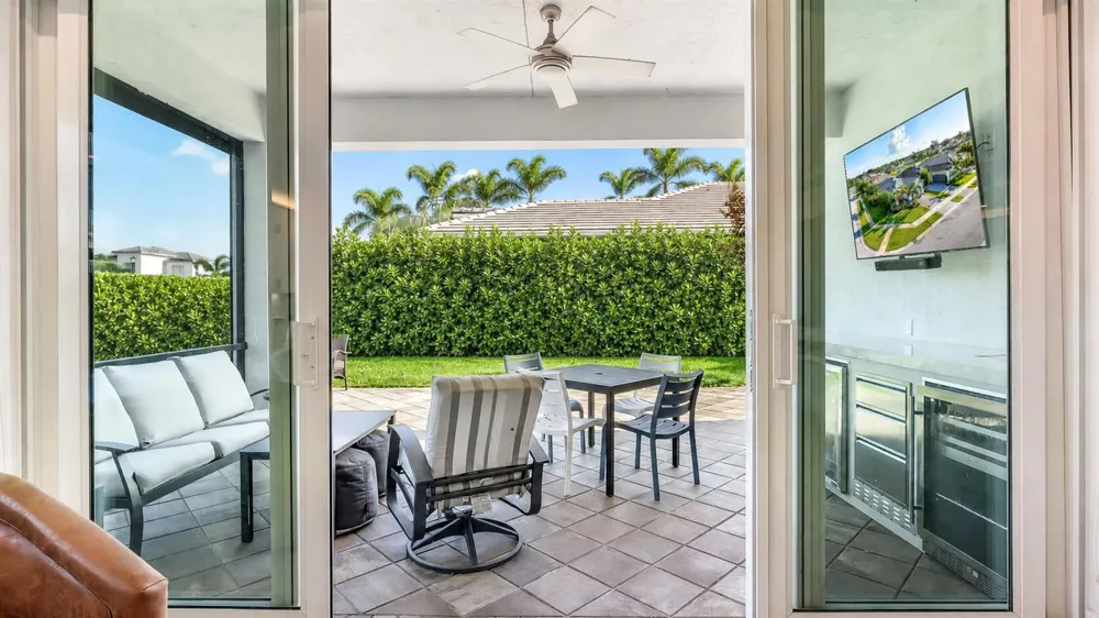 7887 Waterford Isles Lane Delray Beach, FL 33446