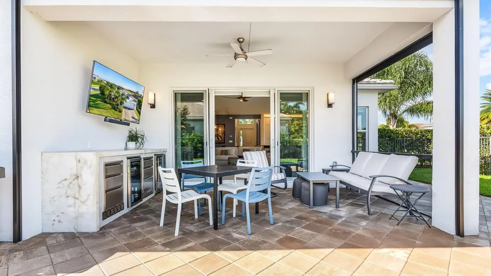 7887 Waterford Isles Lane Delray Beach, FL 33446