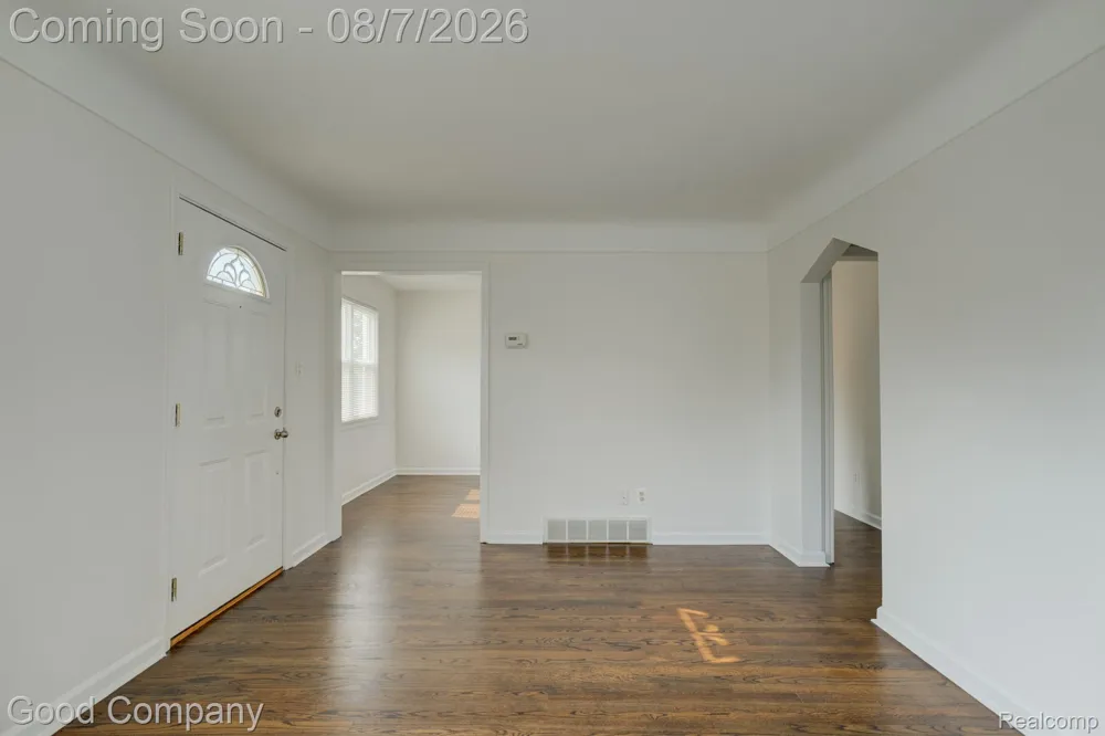 3095 Buckingham Avenue Berkley City, MI 48072
