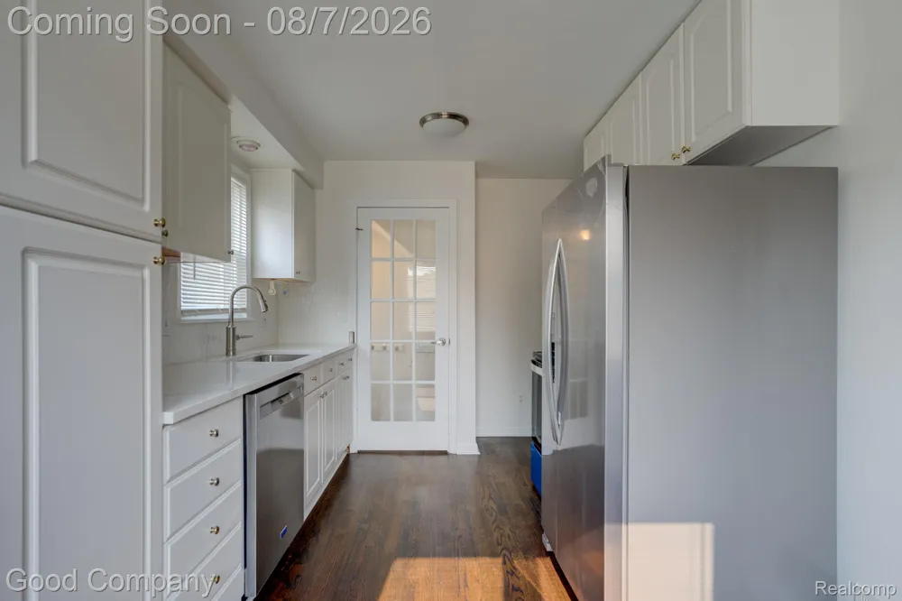 3095 Buckingham Avenue Berkley City, MI 48072