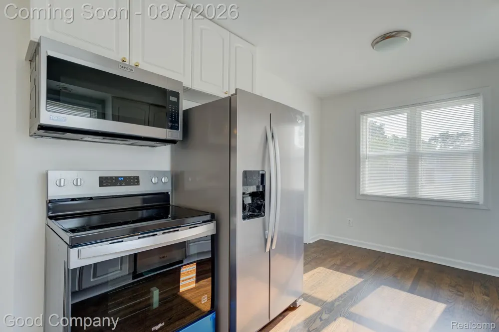 3095 Buckingham Avenue Berkley City, MI 48072