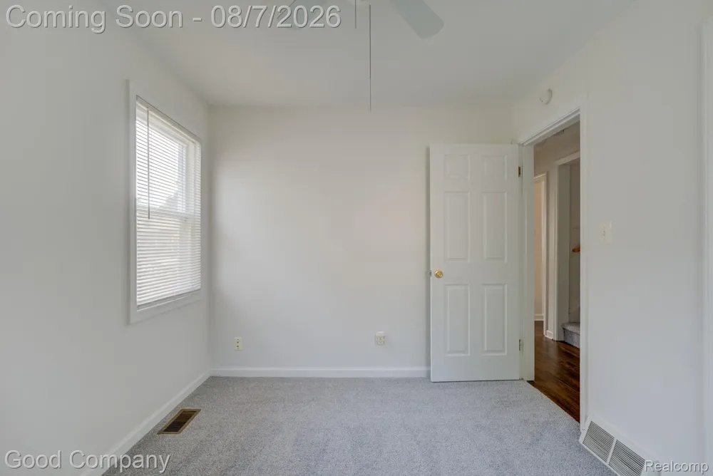 3095 Buckingham Avenue Berkley City, MI 48072