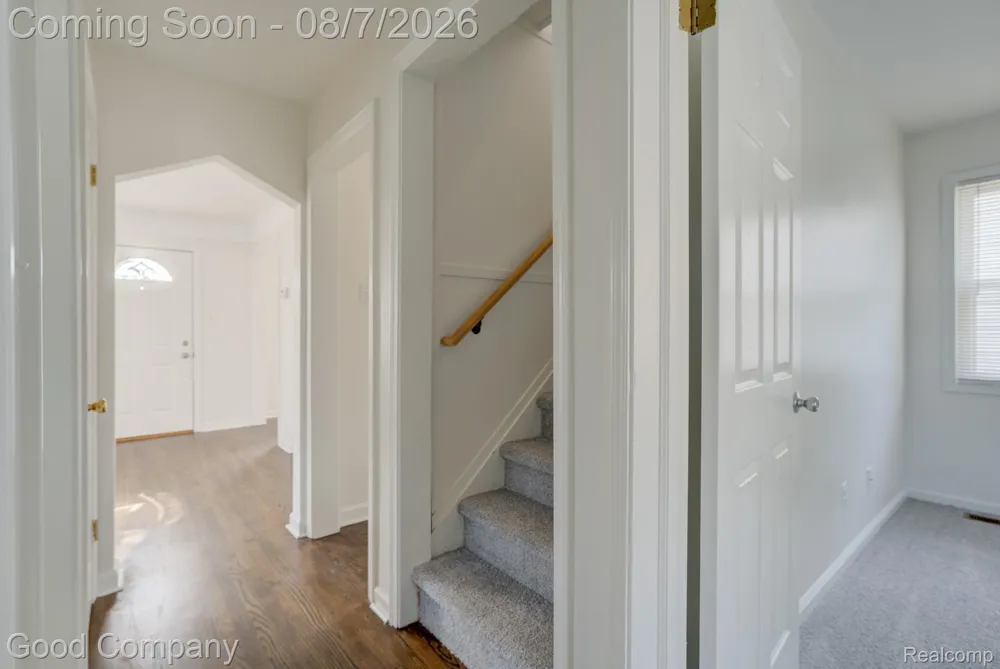 3095 Buckingham Avenue Berkley City, MI 48072