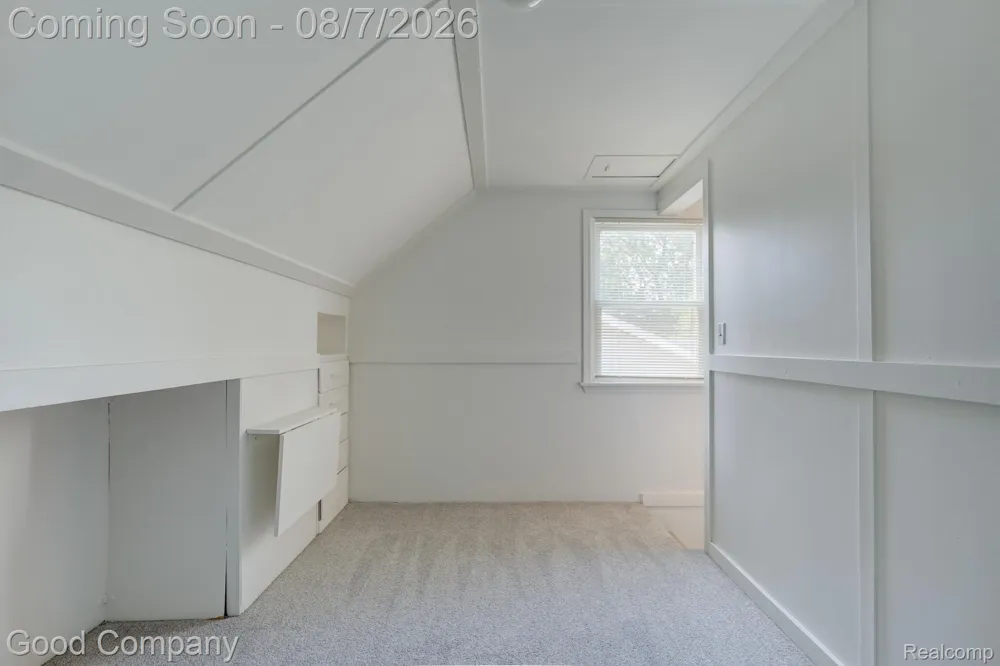 3095 Buckingham Avenue Berkley City, MI 48072