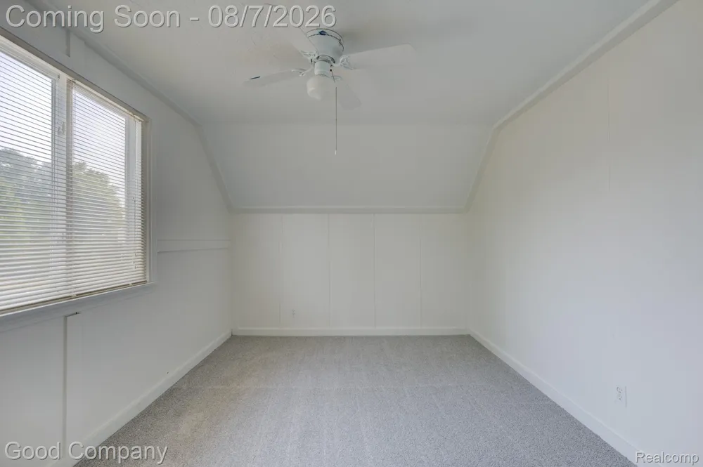 3095 Buckingham Avenue Berkley City, MI 48072