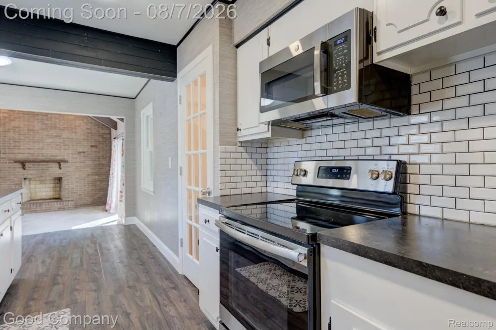 62060 Indian Trail Ray Township, MI 48096