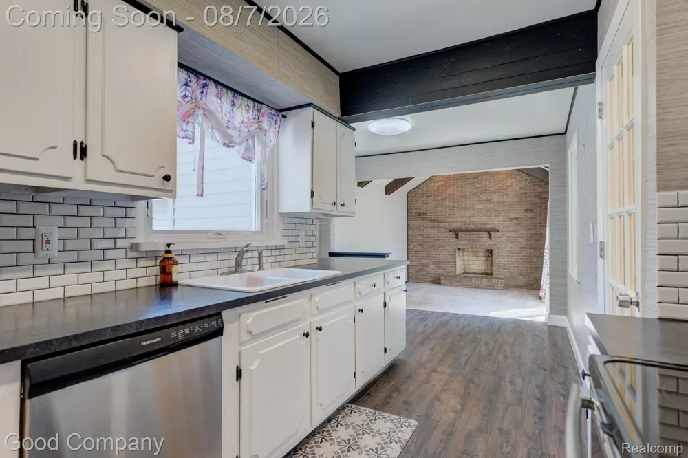 62060 Indian Trail Ray Township, MI 48096