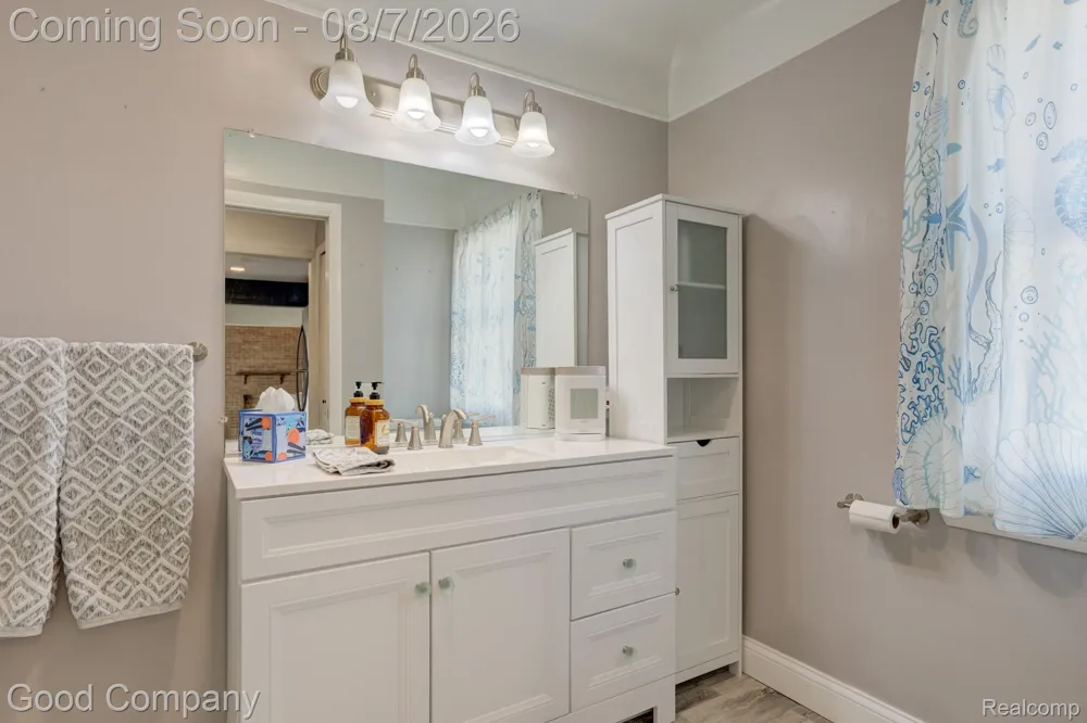 62060 Indian Trail Ray Township, MI 48096
