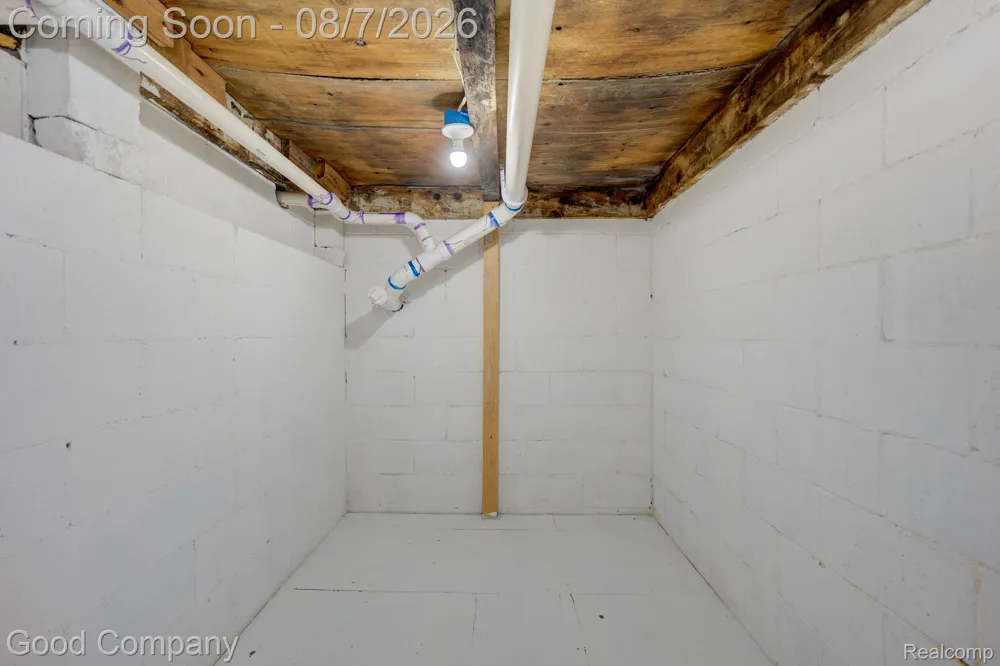 62060 Indian Trail Ray Township, MI 48096