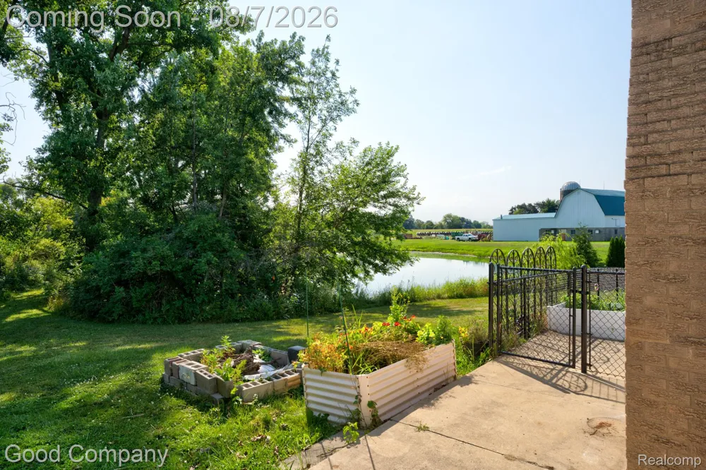 62060 Indian Trail Ray Township, MI 48096