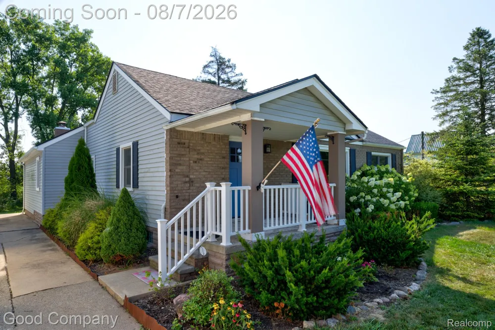 62060 Indian Trail Ray Township, MI 48096