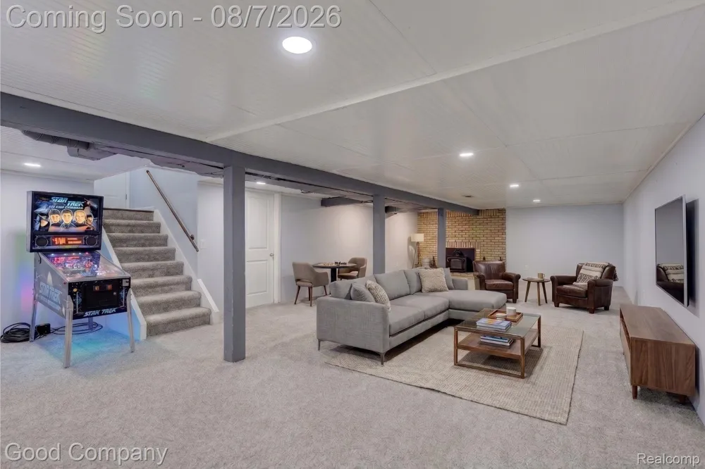 62060 Indian Trail Ray Township, MI 48096