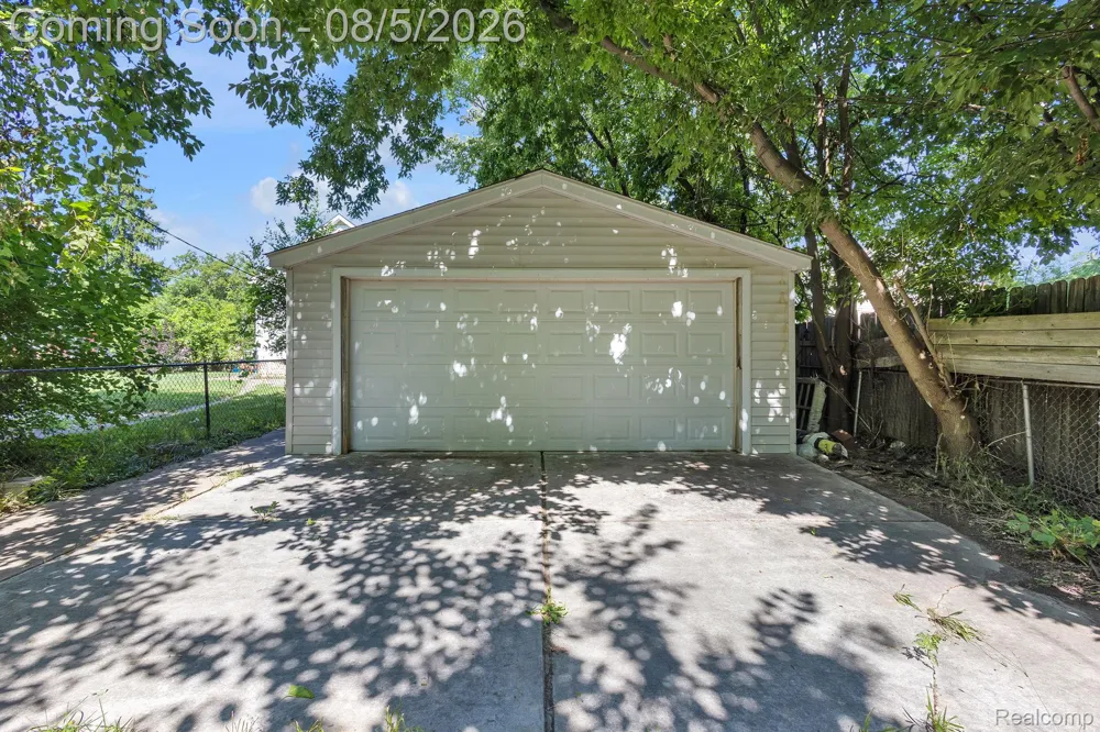 4329 11th Street Ecorse City, MI 48229