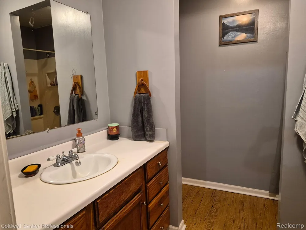 3384 Swartz Street Flint Charter Township, MI 48507