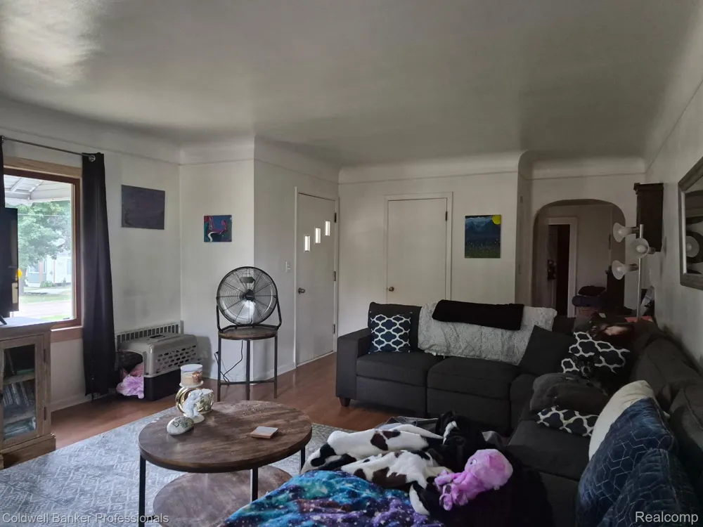 3384 Swartz Street Flint Charter Township, MI 48507